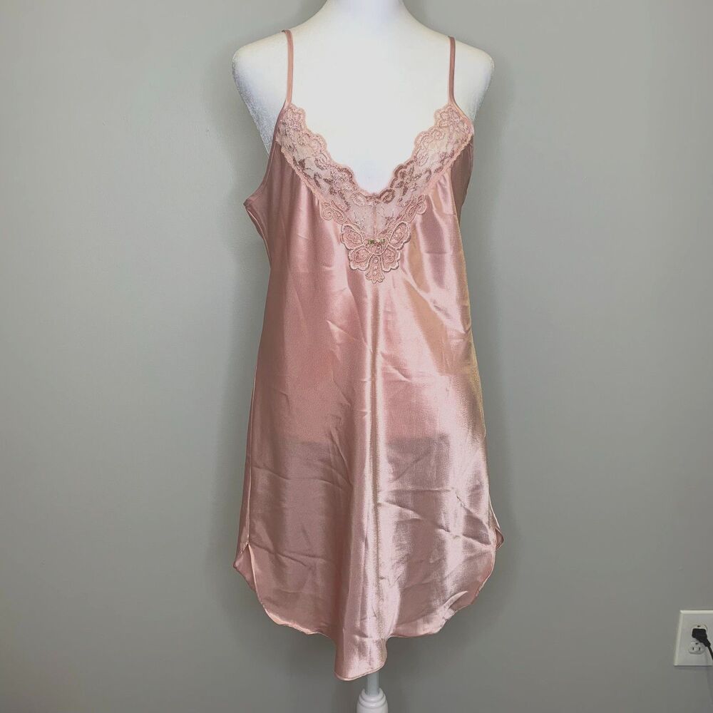 Inner Most Pink Satin Lace Short Gown Trad Wife Classy Size Medium